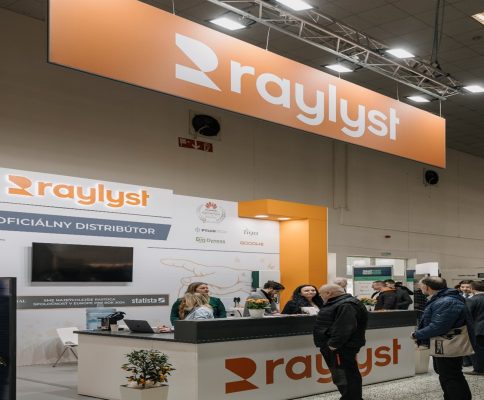 Financial Times: Najrýchlejšie rastúcou spoločnosťou v Európe je český distribútor fotovoltaických komponentov Raylyst